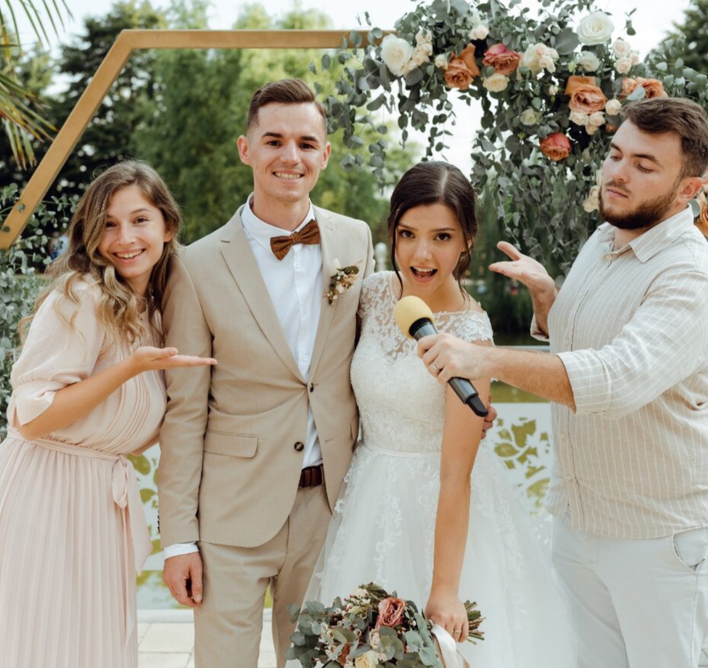 Moderare și atmosferă nuntă Rebeca și Gabriel Bojor moderând un moment special cu mirii la o nuntă în Timișoara